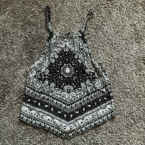 No Boundaries Black Paisley Adjustable Halter Bandana Top Size Medium
